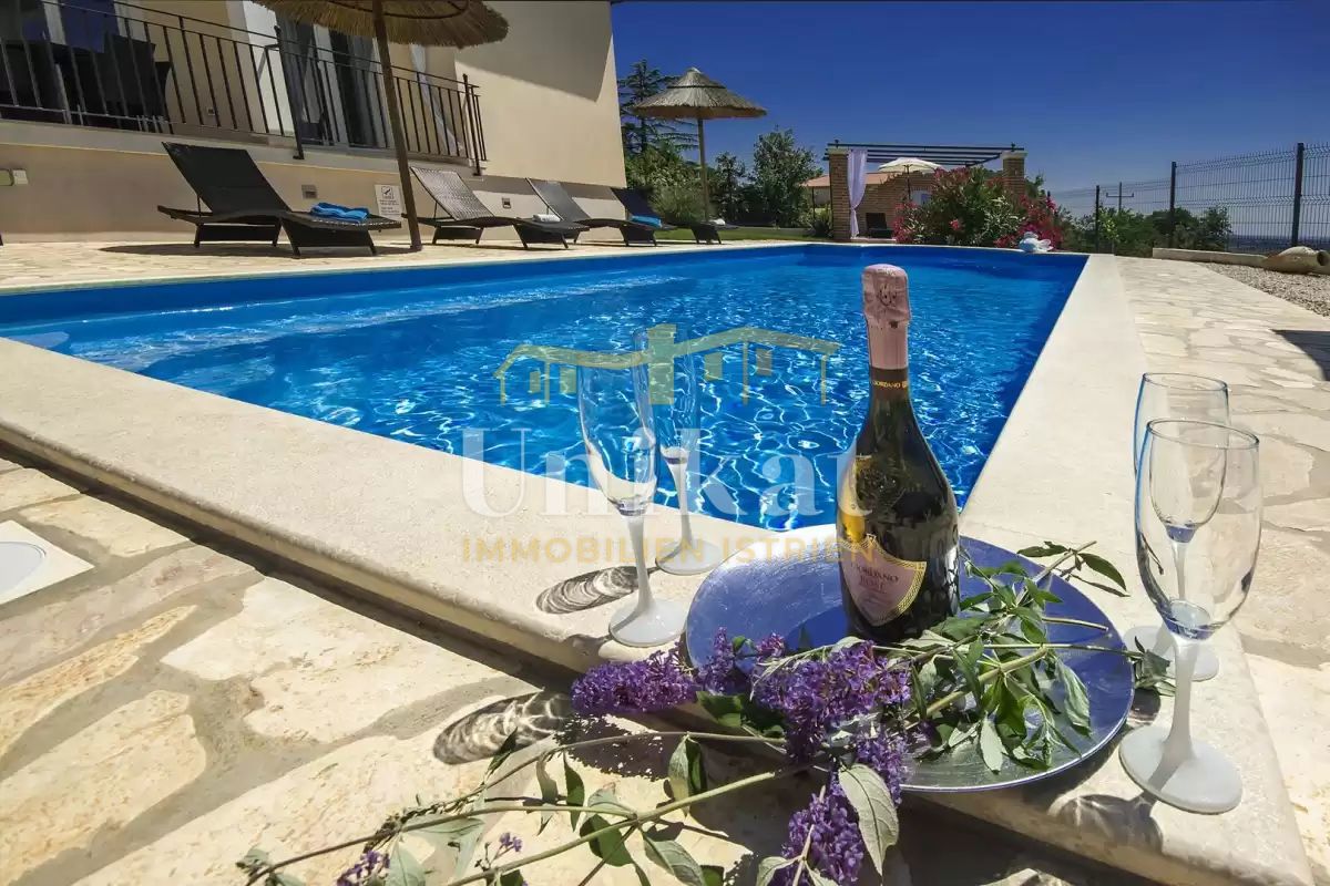 Villa di lusso con fantastica vista sul mare